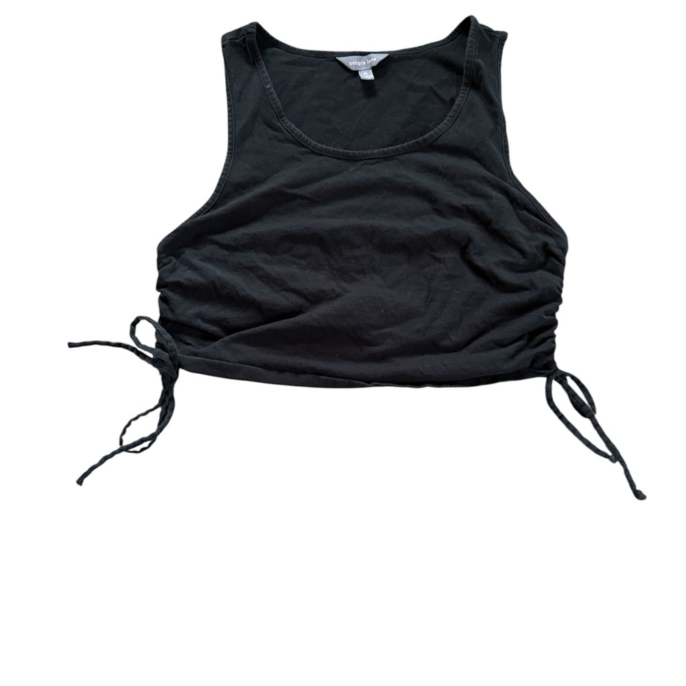Cobble Lane Sleeveless Crop Tank Top